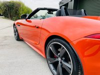 USED 2015 15 JAGUAR F-TYPE 3.0 V6 S 2d 380 BHP F/S/H, Over &pound;5,K Extras, Sports Exhaust