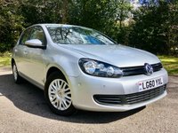 USED 2010 60 VOLKSWAGEN GOLF 1.2 S TSI DSG 5d AUTO 103 BHP ONLY 34,800 MILES //ONLY 2 OWNERS\\FRONT AND REAR PARK SENSORS\\13 AIRBAGS 'RARE LOW MILEAGE 1.2 TSI 103 BHP AUTO PETROL WITH BIG SPEC ////X7 SERVICE STAMPS//LUXURY PACK AND 13 AIRBAGS