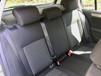 USED 2010 60 VOLKSWAGEN GOLF 1.2 S TSI DSG 5d AUTO 103 BHP ONLY 34,800 MILES //ONLY 2 OWNERS\\FRONT AND REAR PARK SENSORS\\13 AIRBAGS 'RARE LOW MILEAGE 1.2 TSI 103 BHP AUTO PETROL WITH BIG SPEC ////X7 SERVICE STAMPS//LUXURY PACK AND 13 AIRBAGS