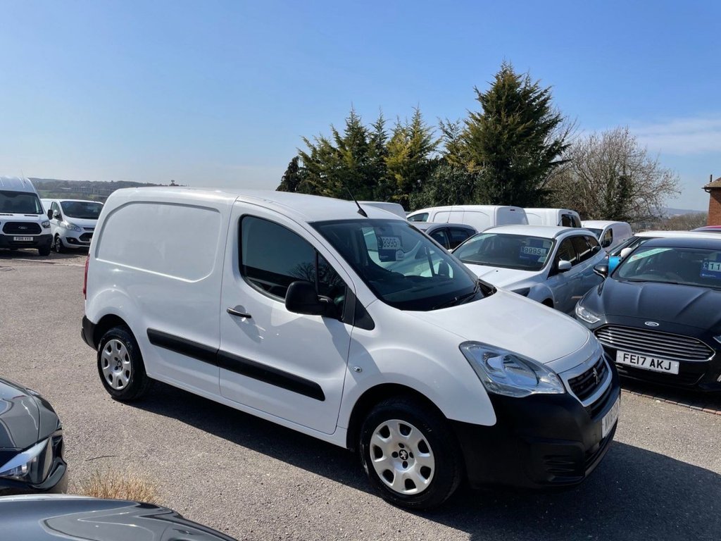 View our PEUGEOT PARTNER