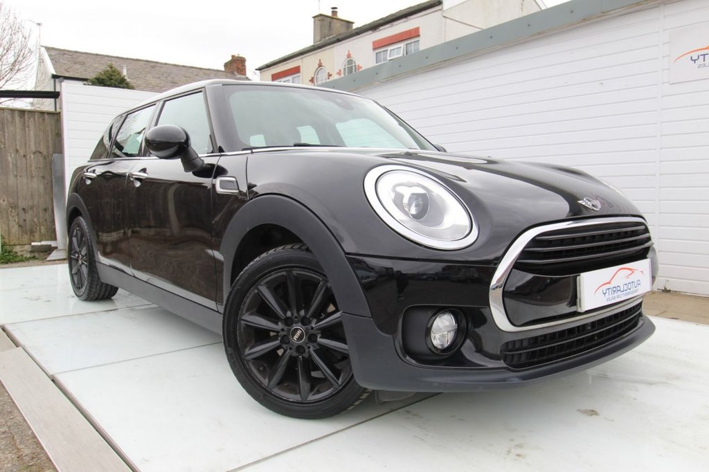 View our MINI CLUBMAN