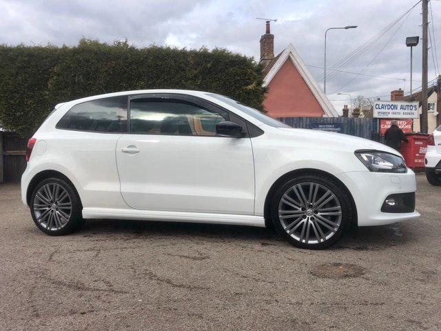 View our VOLKSWAGEN POLO