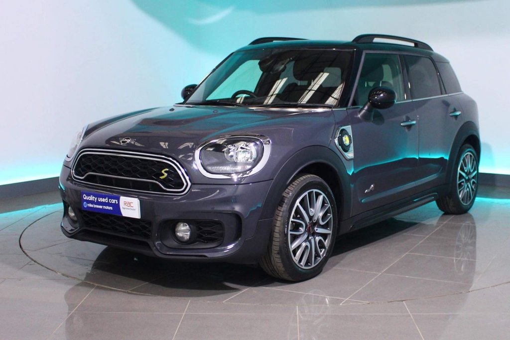 View our MINI COUNTRYMAN