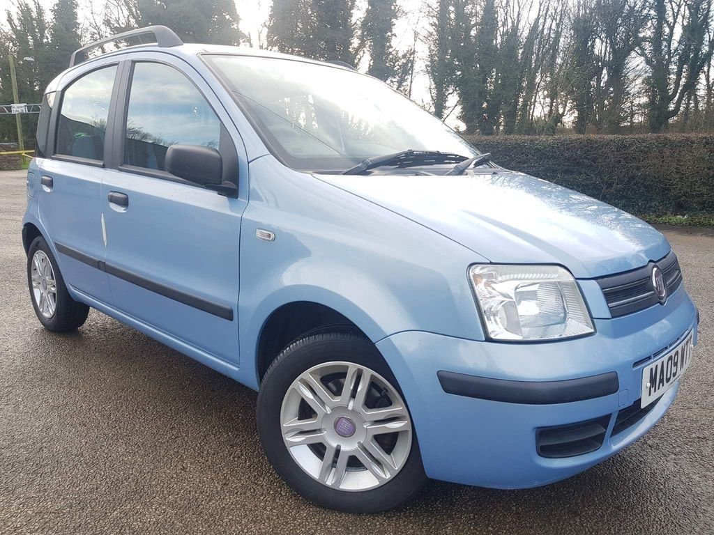 View our FIAT PANDA