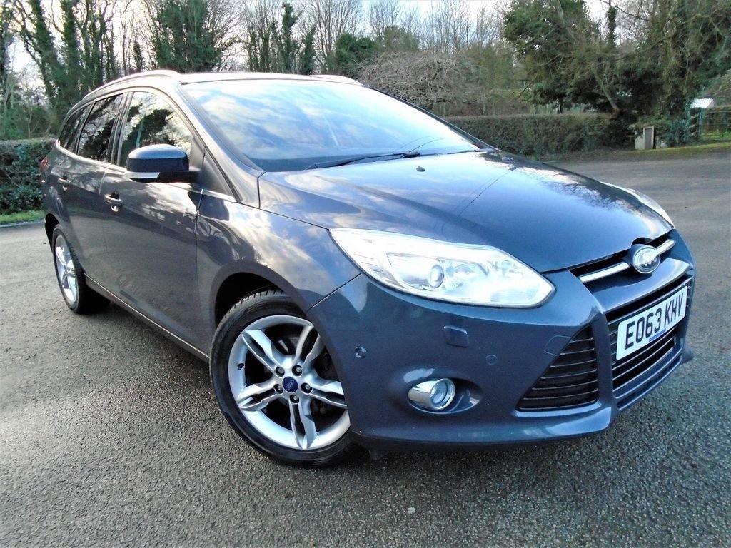 View our FORD FOCUS