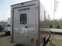 USED 2017 17 PEUGEOT BOXER 2.0 BLUE HDI 335 L3H2 PROFESSIONAL P/V 130 BHP PEUGEOT BOXER HORSEBOX  2017