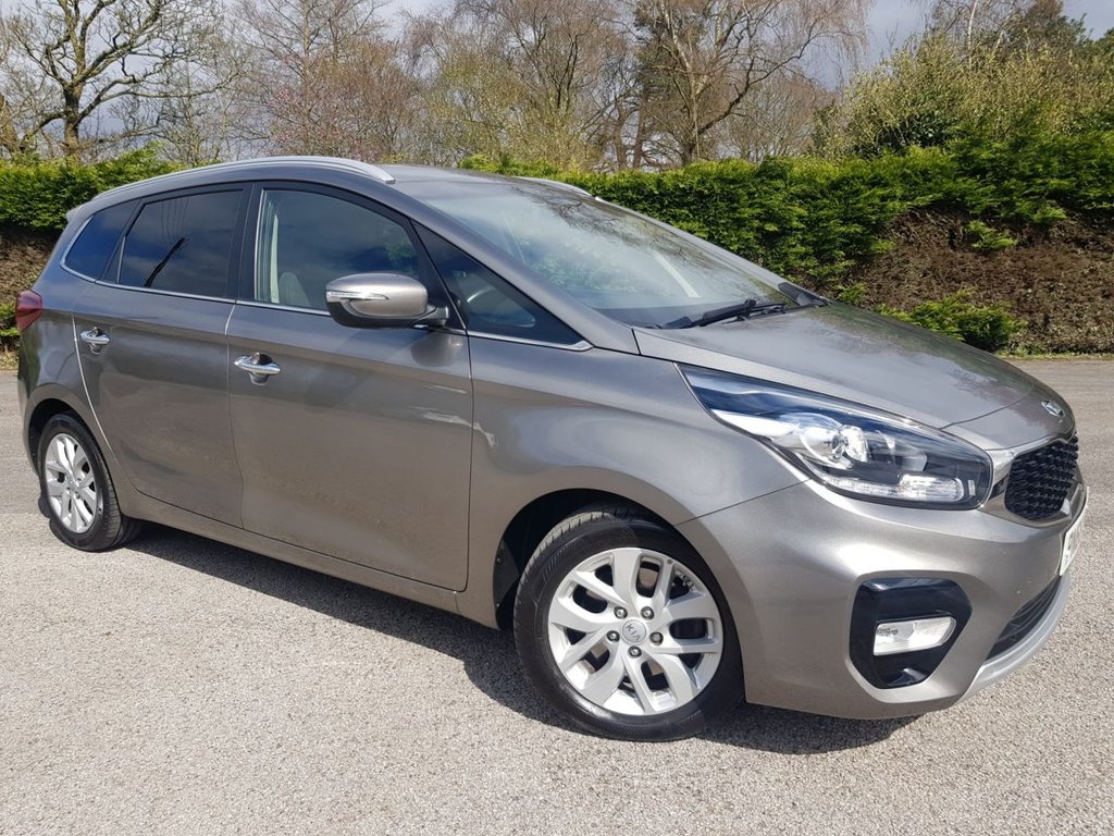 View our KIA CARENS
