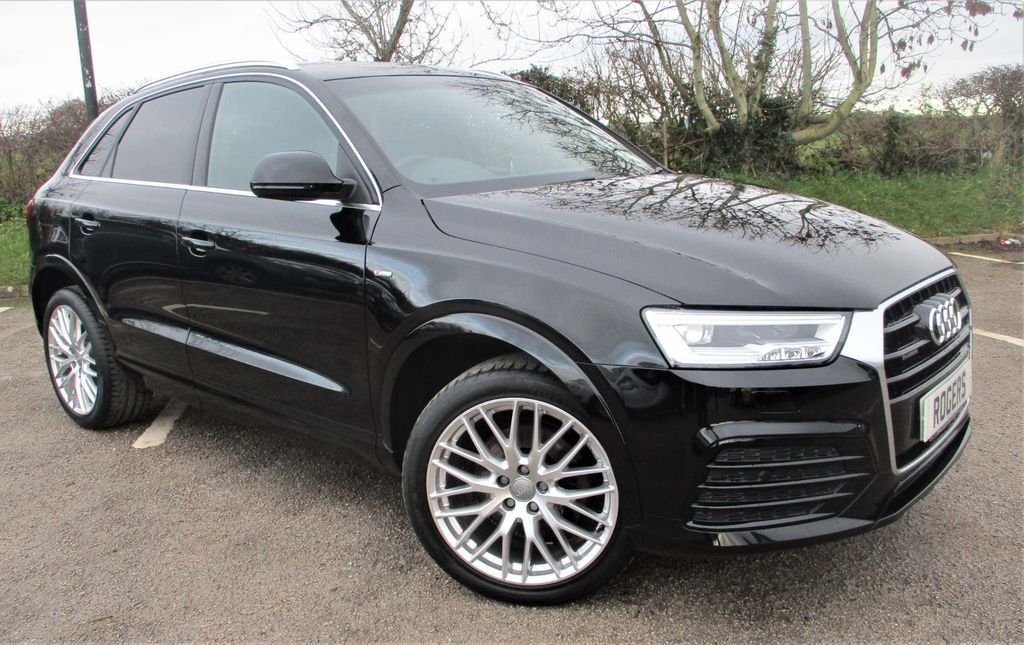 View our AUDI Q3