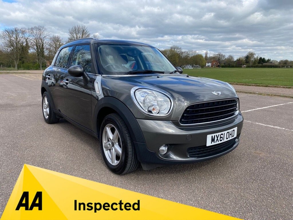 View our MINI COUNTRYMAN