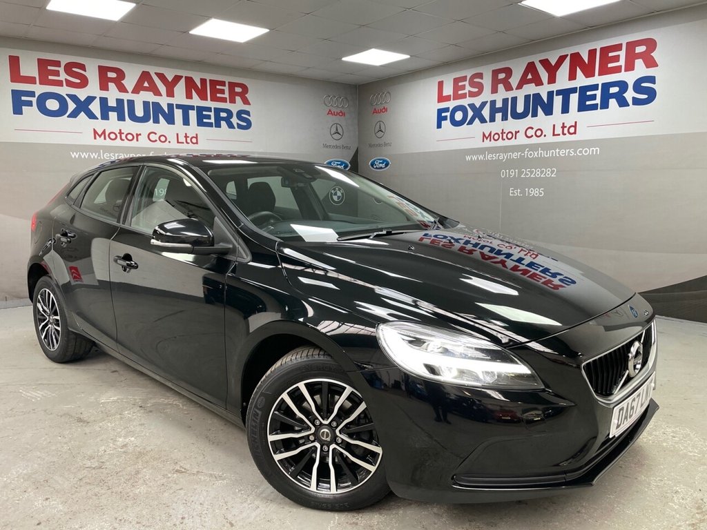 View our VOLVO V40