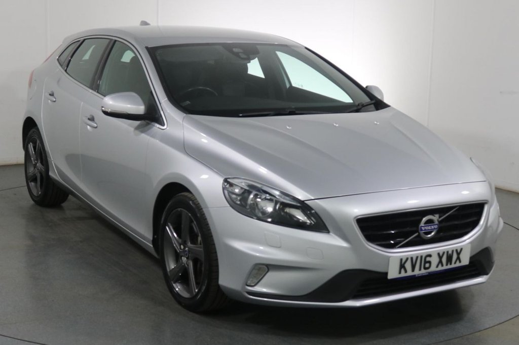 View our VOLVO V40