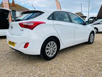 USED 2015 15 HYUNDAI I30 1.4 S BLUE DRIVE 5d 99 BHP Spacious Family Hatch with Bluetooth & Air Con