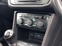 USED 2017 17 VOLKSWAGEN TIGUAN 2.0 SEL TDI BMT 5d 148 BHP 