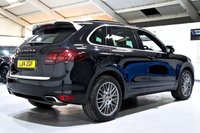 USED 2014 14 PORSCHE CAYENNE 3.0 PLATINUM EDITION D V6 TIPTRONIC 5d 245 BHP 