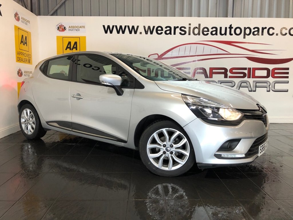 View our RENAULT CLIO