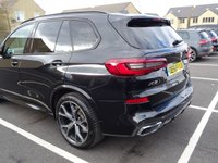 USED 2018 68 BMW X5 3.0 XDRIVE30D ( 265 BHP) M SPORT AUTO (S/S) + 7 SEATS + NAV + SKY LOUNGE PANORAMIC ROOF + L.E.D.S + HARMAN KARDON..E/H/M COMFORT INDIVIDUAL MERINO LEATHERS 7 SEATS+PAN ROOF+LASERS+360 CAM+INDIVIDUAL COMFORTS