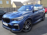 USED 2019 19 BMW X5 3.0 M50D (400 PS)  AUTO XDRIVE (S/S) 7 SEATS + �&pound;20K EXTRAS + CARBON FIBRE BODY KIT + NAV + SKY LOUNGE PANORAMIC ROOF + COMFORT INDIVIDUAL LEATHERS + HARMAN KARDON + HEAD UP + L.E.D.S + CAMERAS + AIR SUSPENSION 7S+PAN ROOF+360 CAM+LEDS+INDIVIDUAL LEATHER+NAV+HK