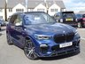 USED 2019 19 BMW X5 3.0 M50D (400 PS)  AUTO XDRIVE (S/S) 7 SEATS + �&pound;20K EXTRAS + CARBON FIBRE BODY KIT + NAV + SKY LOUNGE PANORAMIC ROOF + COMFORT INDIVIDUAL LEATHERS + HARMAN KARDON + HEAD UP + L.E.D.S + CAMERAS + AIR SUSPENSION 7S+PAN ROOF+360 CAM+LEDS+INDIVIDUAL LEATHER+NAV+HK