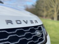 USED 2019 19 LAND ROVER RANGE ROVER EVOQUE 2.0 R-DYNAMIC SE 5d 180 BHP AUTO 4WD Pan Roof Black Pack Leather