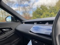 USED 2019 19 LAND ROVER RANGE ROVER EVOQUE 2.0 R-DYNAMIC SE 5d 180 BHP AUTO 4WD Pan Roof Black Pack Leather