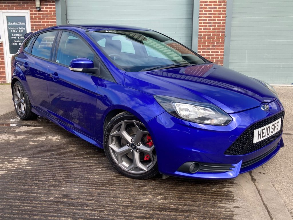 View our FORD FOCUS