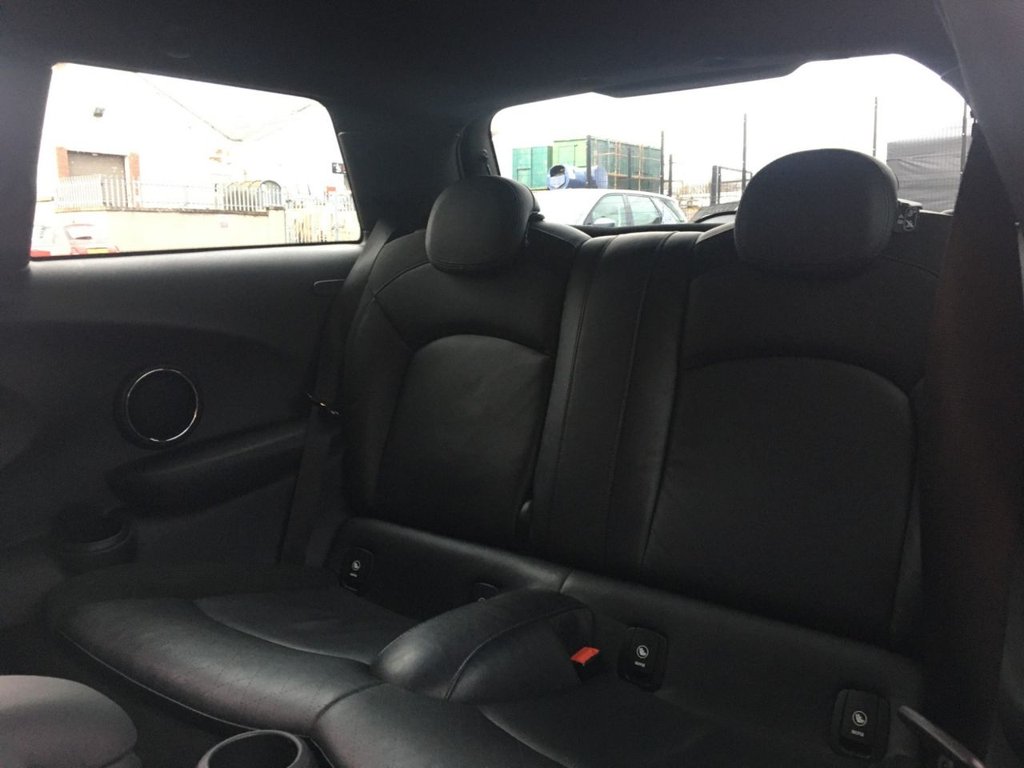USED 2015 15 MINI HATCH COOPER 2.0 COOPER S 3d 189 BHP 