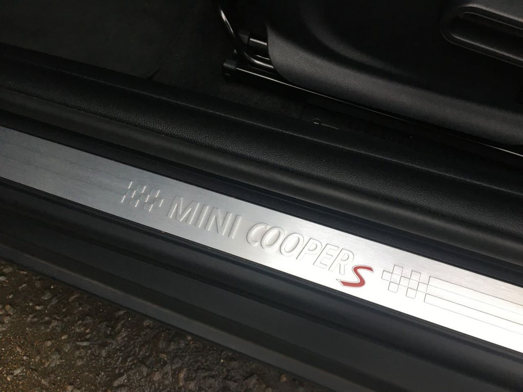 USED 2015 15 MINI HATCH COOPER 2.0 COOPER S 3d 189 BHP 