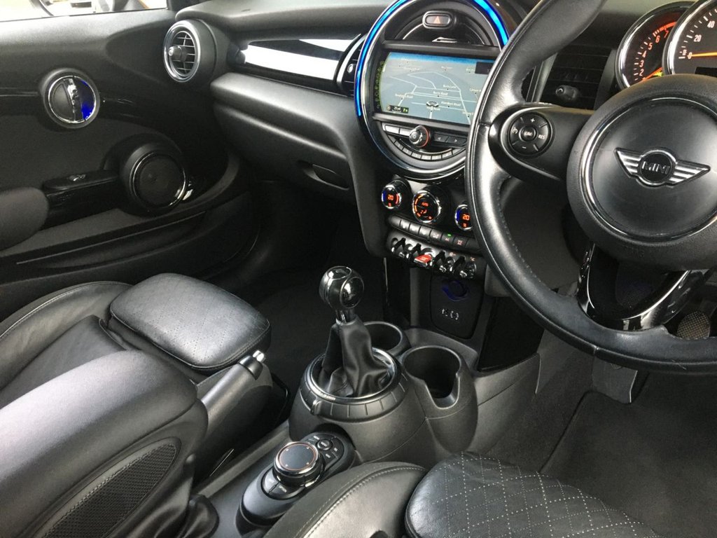 USED 2015 15 MINI HATCH COOPER 2.0 COOPER S 3d 189 BHP 