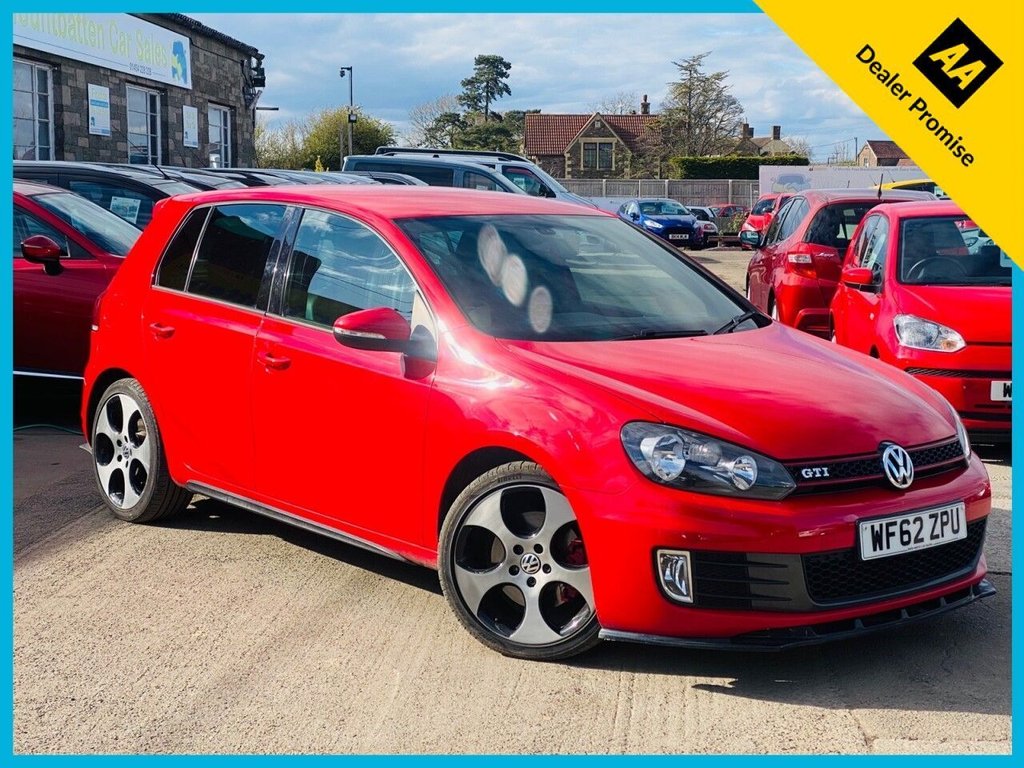 View our VOLKSWAGEN GOLF