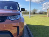 USED 2017 17 LAND ROVER DISCOVERY 3.0 TD6 FIRST EDITION 5d 255 BHP Stealth Pack Edition