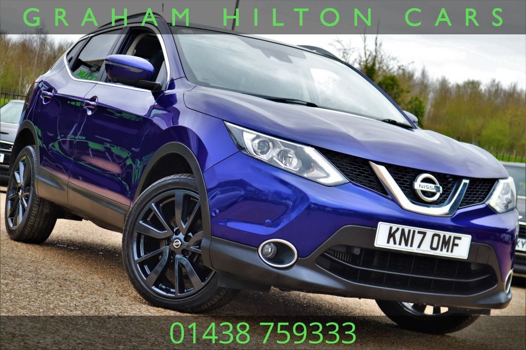 View our NISSAN QASHQAI