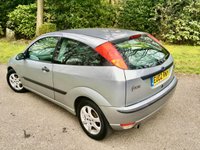 USED 2002 02 FORD FOCUS 1.6 ZETEC SILVER 3d 100 BHP LONG MOT // PART EXCHANGE TO CLEAR // ''JUST IN AS A PART EXCHANGE ,SO IS PRICED TO CLEAR''NEW TYRES RECENTLY FITTED''