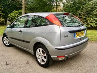 USED 2002 02 FORD FOCUS 1.6 ZETEC SILVER 3d 100 BHP LONG MOT // PART EXCHANGE TO CLEAR // ''JUST IN AS A PART EXCHANGE ,SO IS PRICED TO CLEAR''NEW TYRES RECENTLY FITTED''