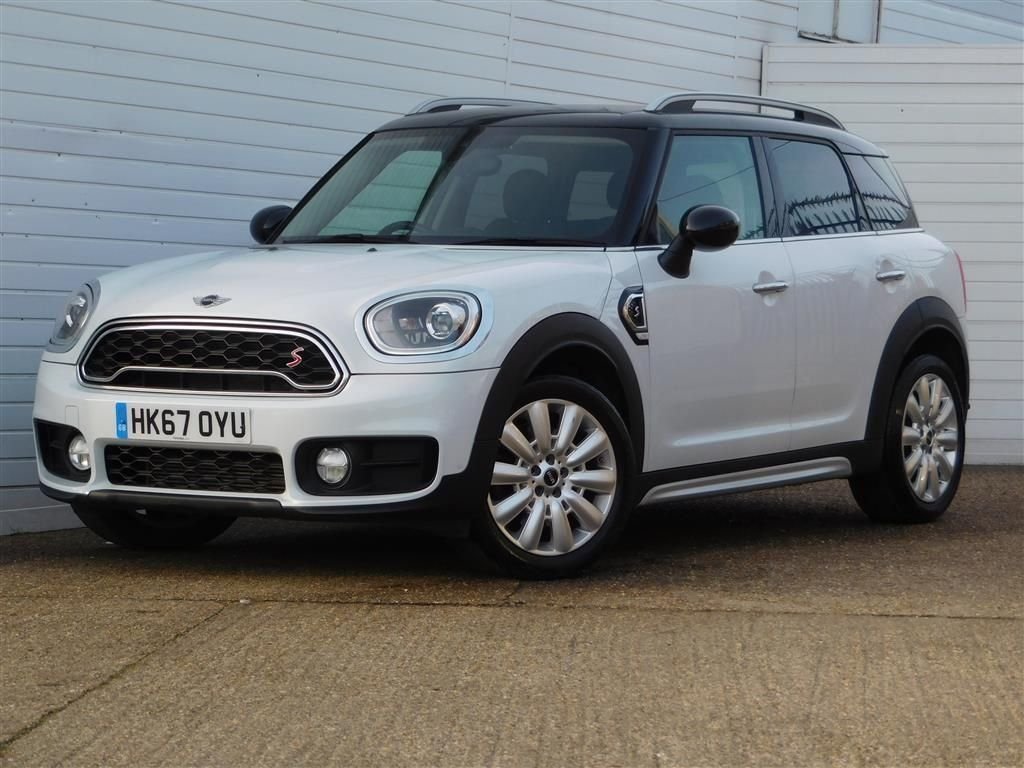 View our MINI COUNTRYMAN