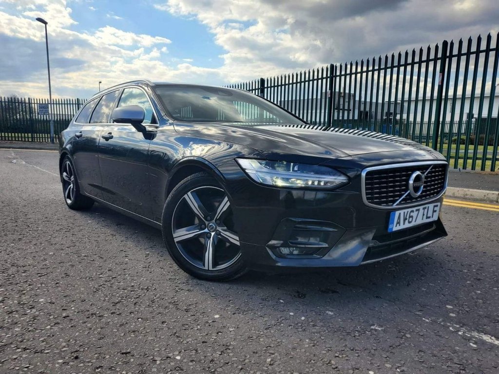 View our VOLVO V90