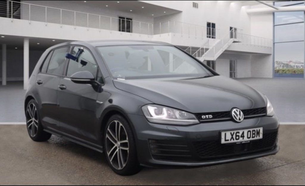 View our VOLKSWAGEN GOLF