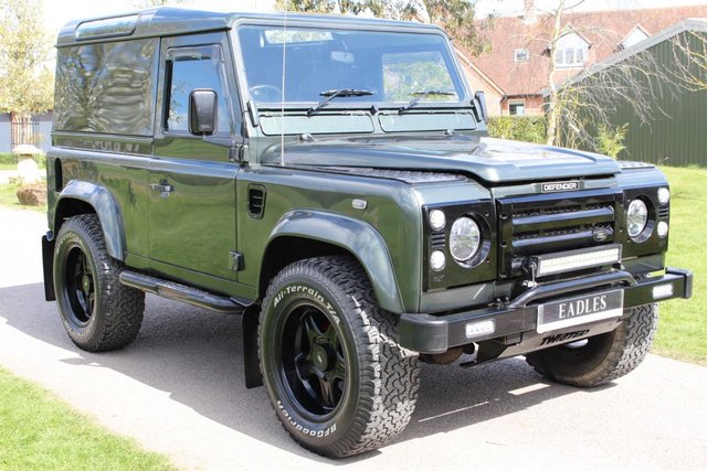 View our LAND ROVER DEFENDER