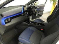 USED 2017 TOYOTA CHR 1.8 DYNAMIC 5d 122 BHP SAT NAV HEATED SEATS