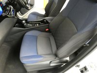 USED 2017 TOYOTA CHR 1.8 DYNAMIC 5d 122 BHP SAT NAV HEATED SEATS