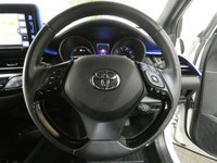 USED 2017 TOYOTA CHR 1.8 DYNAMIC 5d 122 BHP SAT NAV HEATED SEATS