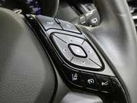 USED 2017 TOYOTA CHR 1.8 DYNAMIC 5d 122 BHP SAT NAV HEATED SEATS