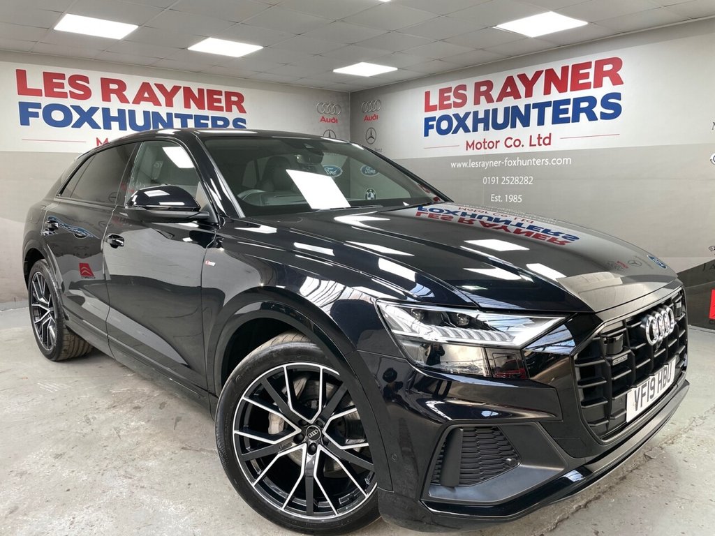 View our AUDI Q8