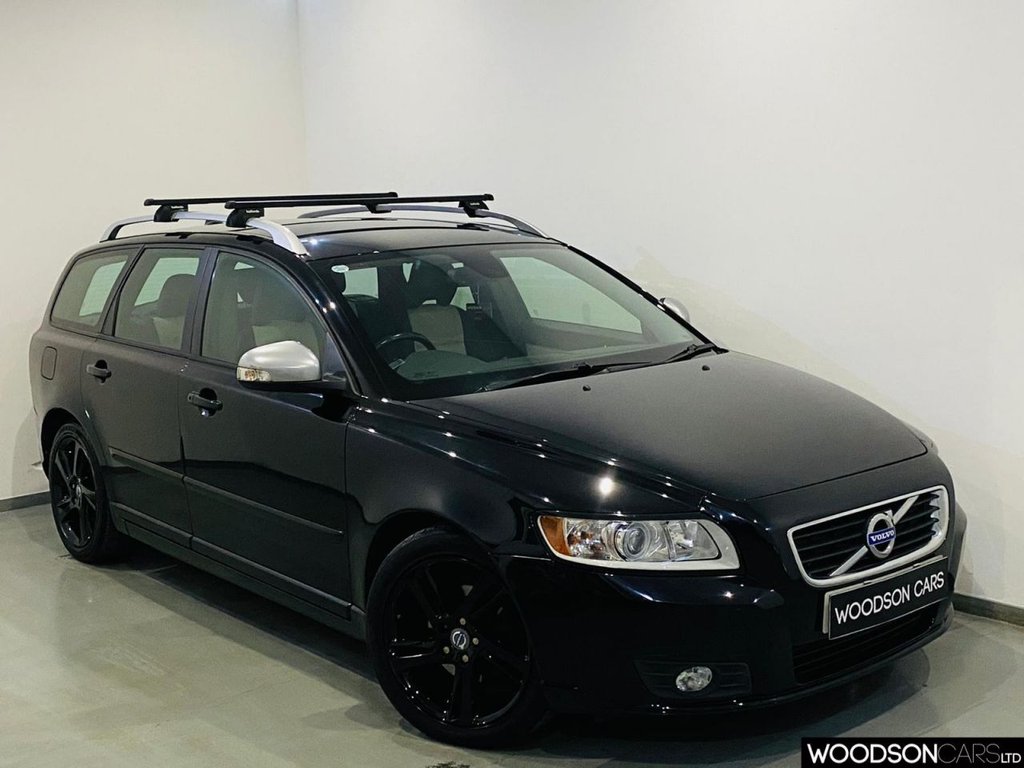 View our VOLVO V50