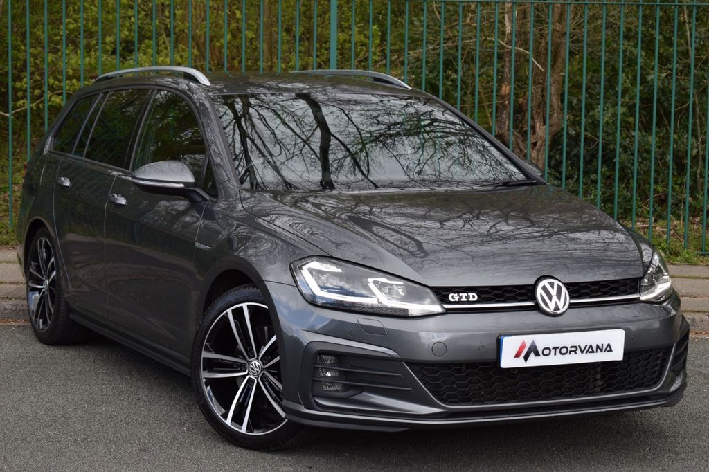 View our VOLKSWAGEN GOLF