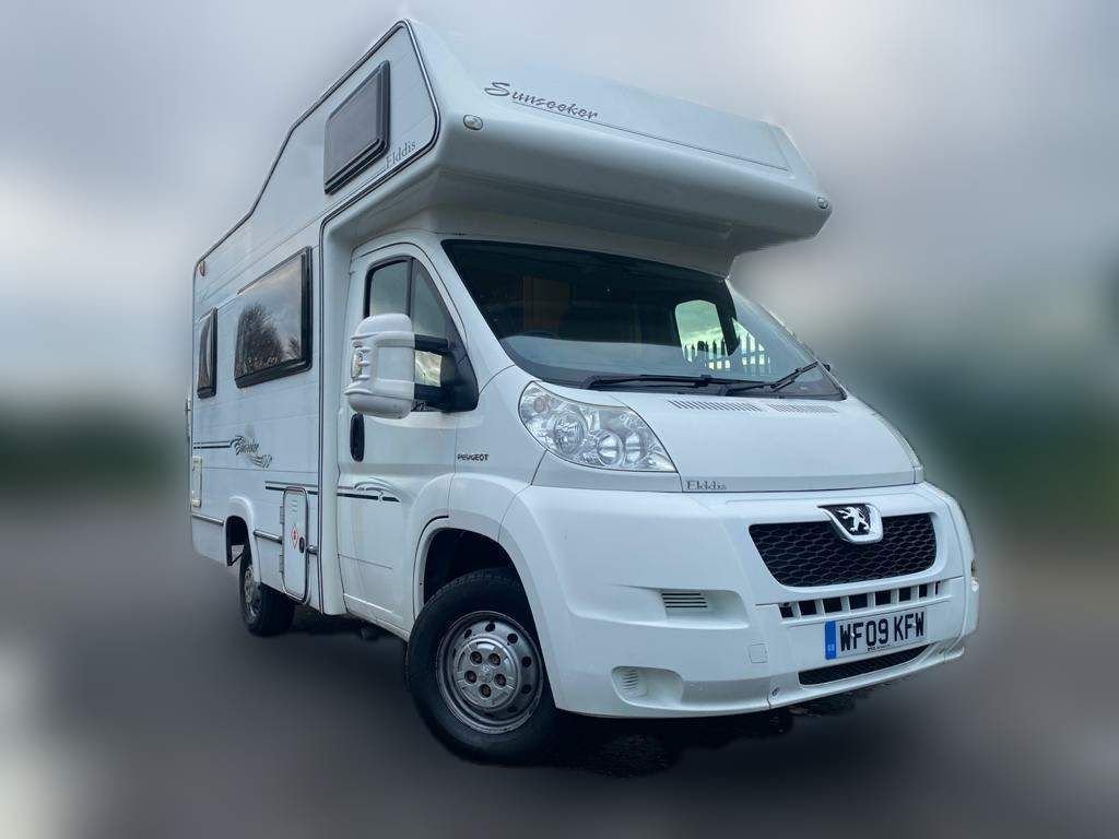 View our PEUGEOT BOXER 2.2L SWB 4 BERTH MOTORHOME PULL OUT CANOPY