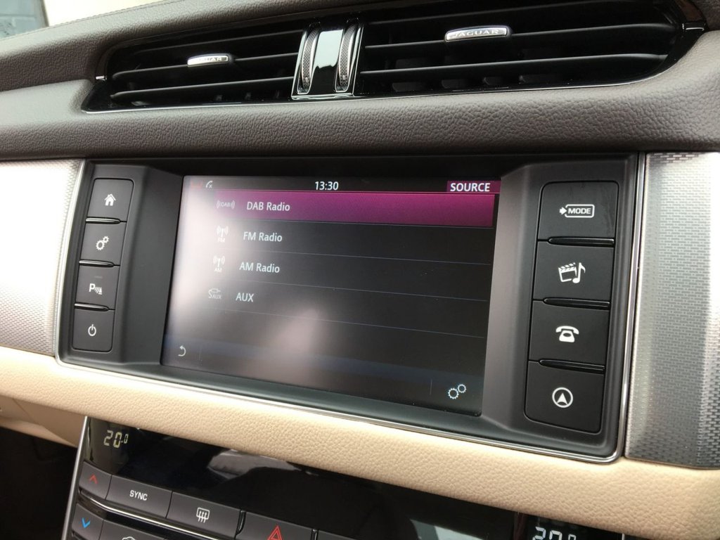 USED 2018 18 JAGUAR XF 2.0 D PRESTIGE AWD 4d 177 BHP CHEAP ROAD TAX - FINANCE AVAILABLE