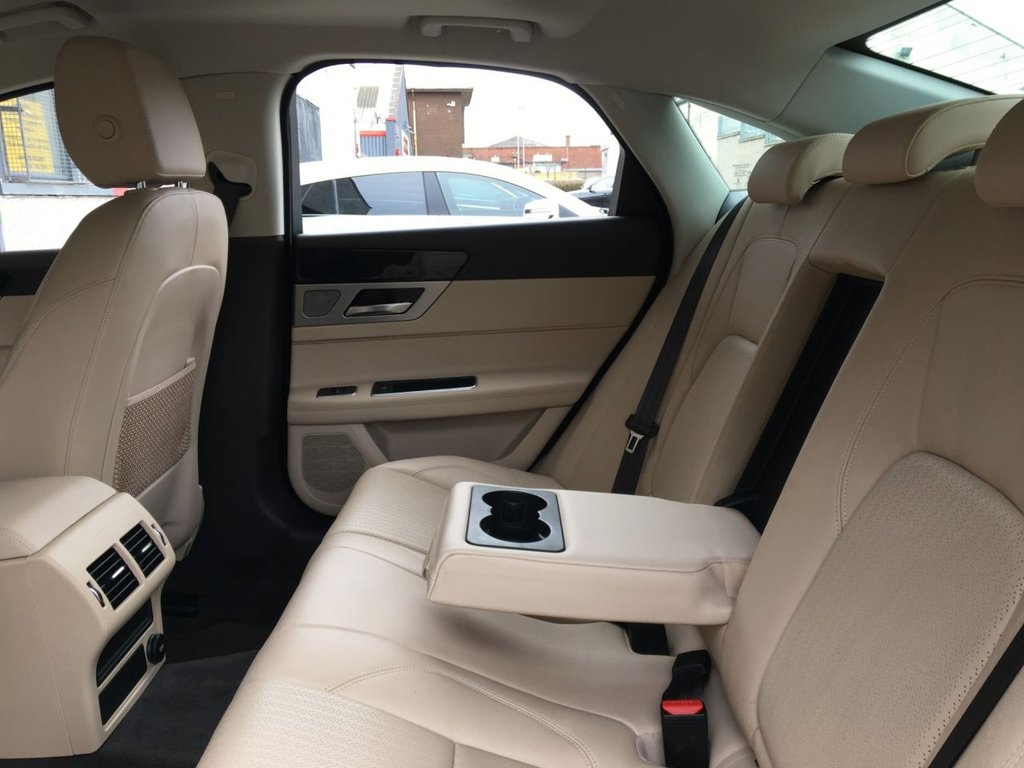 USED 2018 18 JAGUAR XF 2.0 D PRESTIGE AWD 4d 177 BHP CHEAP ROAD TAX - FINANCE AVAILABLE