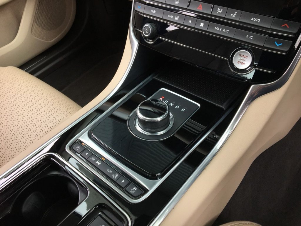 USED 2018 18 JAGUAR XF 2.0 D PRESTIGE AWD 4d 177 BHP CHEAP ROAD TAX - FINANCE AVAILABLE