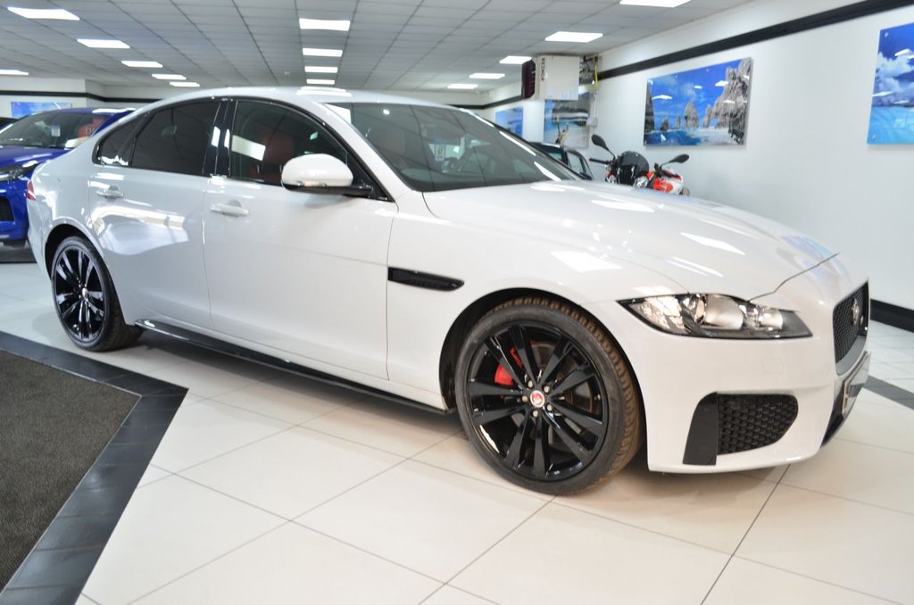 View our JAGUAR XF