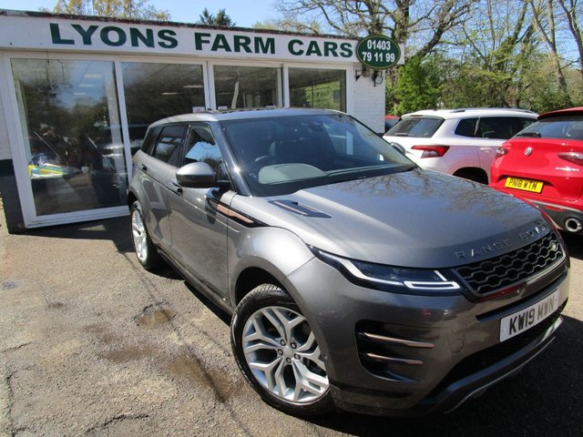 2019 19 Land Rover Range Rover Evoque 2.0 P200 R-DYNAMIC SE 4WD 5d 200 BHP AUTOMATIC FOUR WHEEL DRIVE *PANORAMIC ROOF + PRIVACY GLASS*
